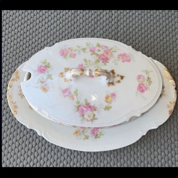 LIMOGES VINTAGE GRAVY BOAT - Picture 1 of 6